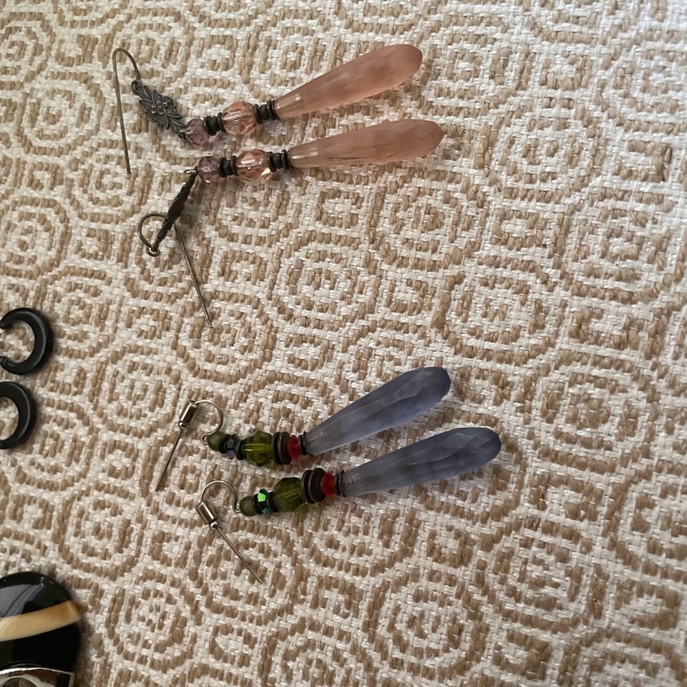 Earrings - Picture 2 of 13